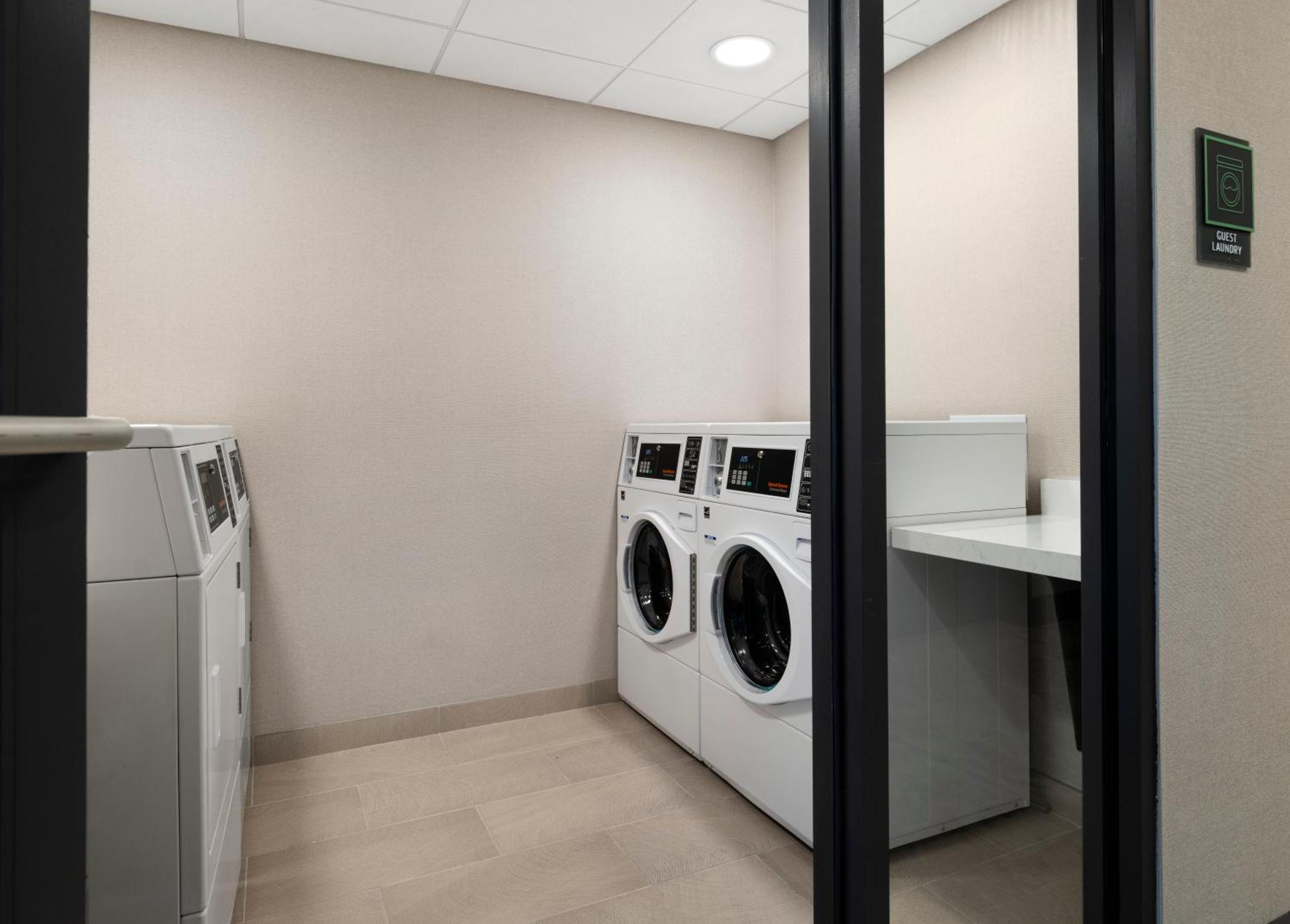 Holiday Inn - Cincinnati - Liberty Way By Ihg West Chester Bagian luar foto